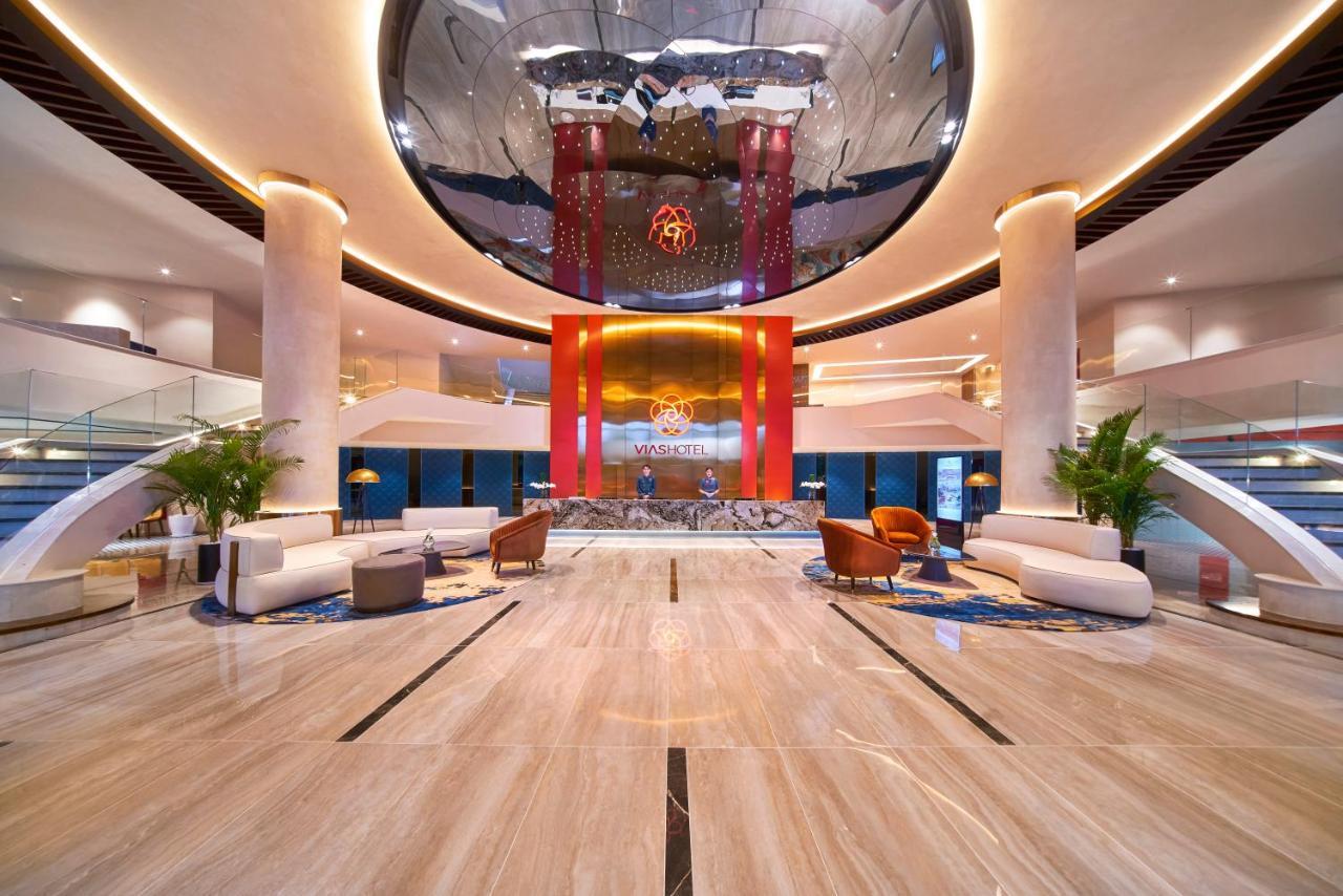 Vias Hotel Vung Tau - Transportation Included Экстерьер фото Lobby