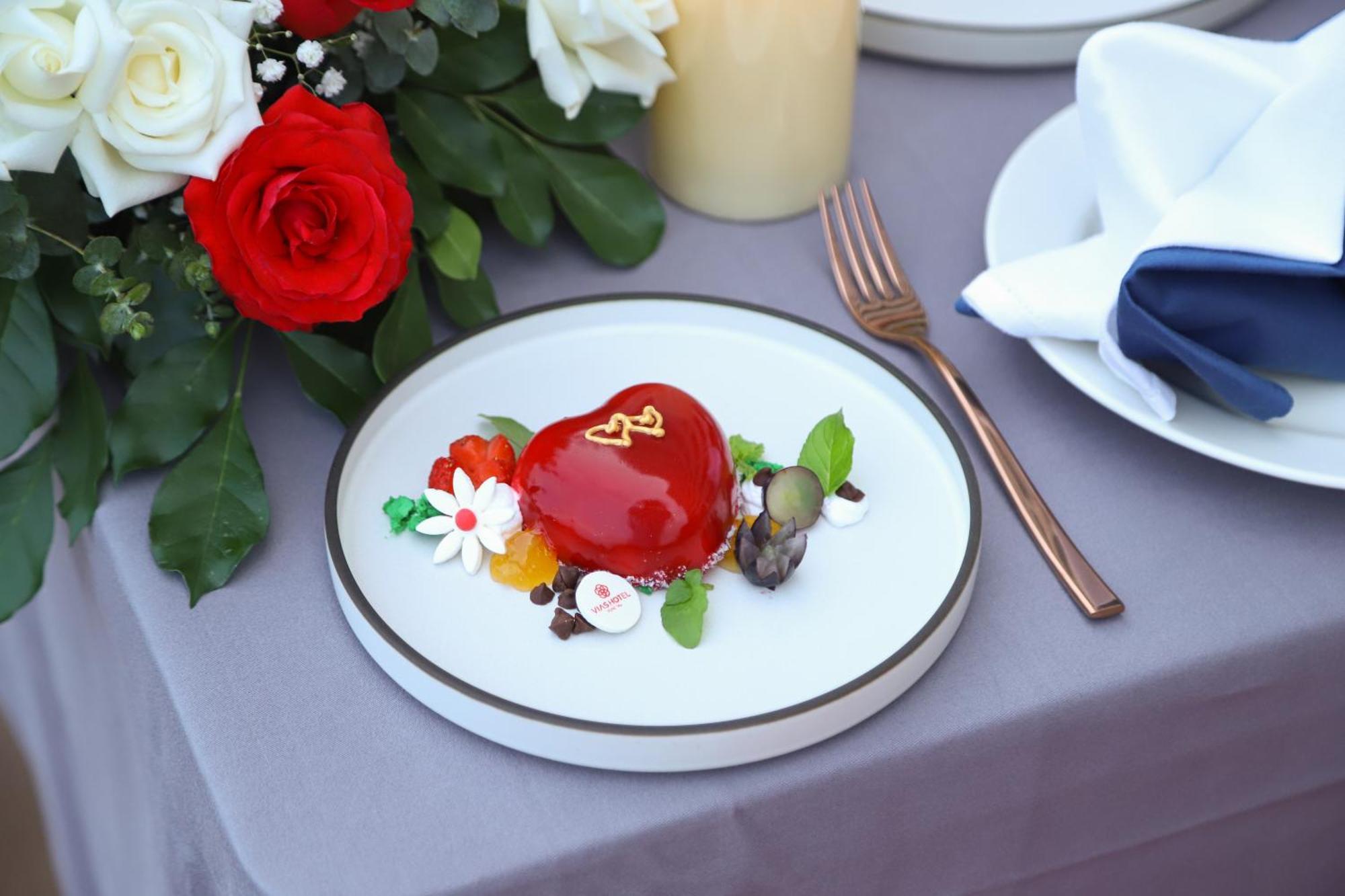 Vias Hotel Vung Tau - Transportation Included Экстерьер фото A heart-shaped Jell-O mold